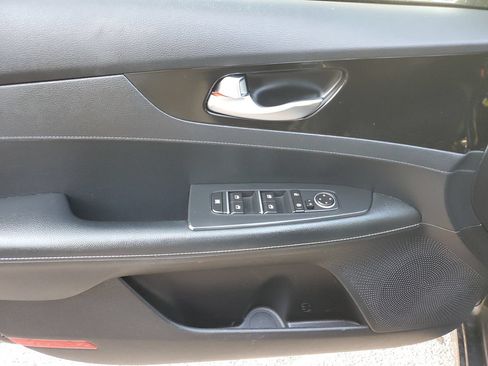 Used 2019 Kia Forte EX FWD image 16