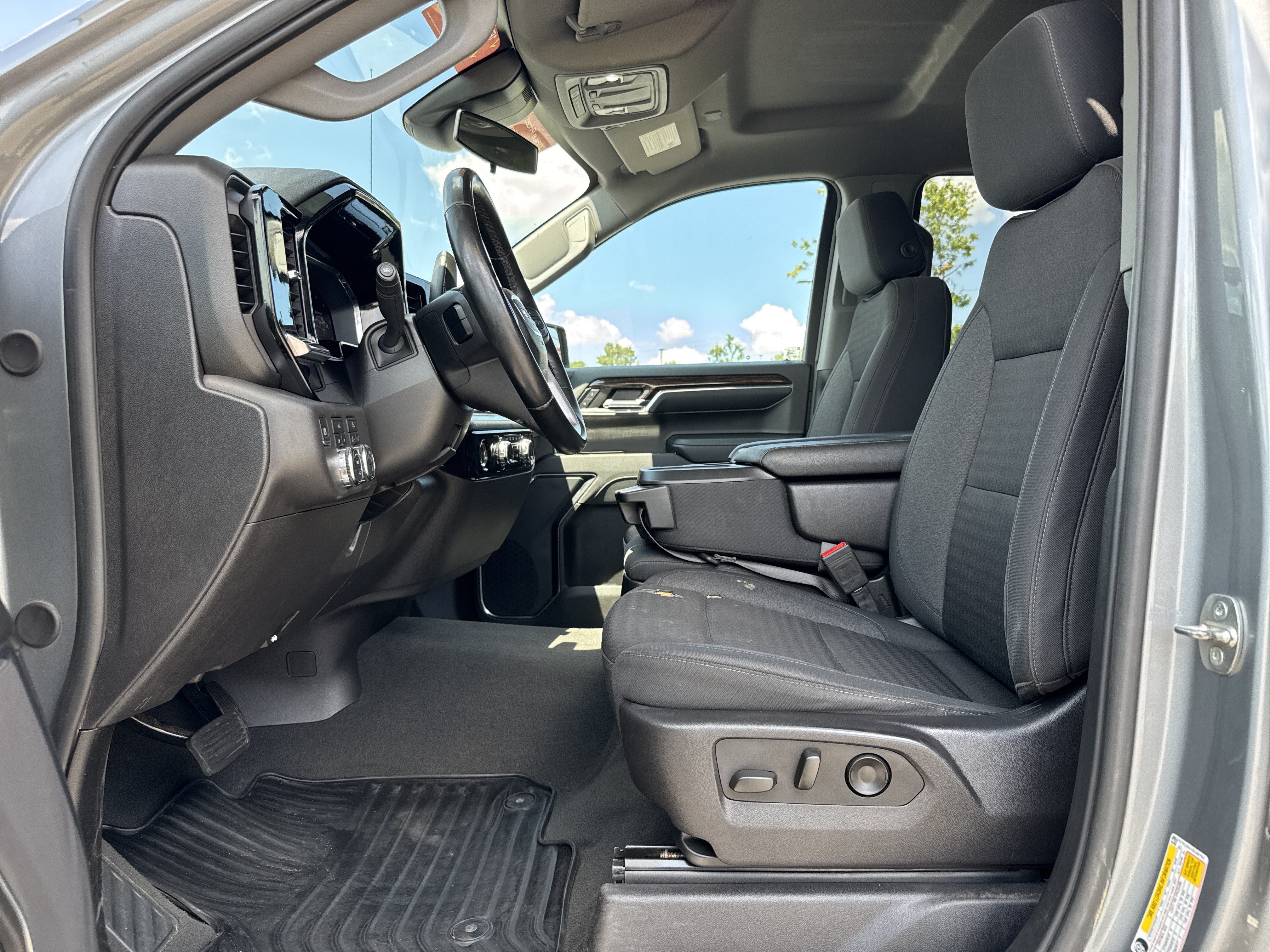 Used 2024 GMC Sierra 1500 Elevation AWD/4WD image 16