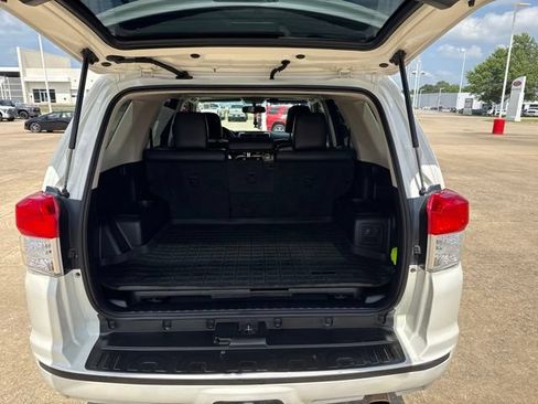 Used 2012 Toyota 4Runner Limited w/ Convenience Pkg AWD/4WD image 13