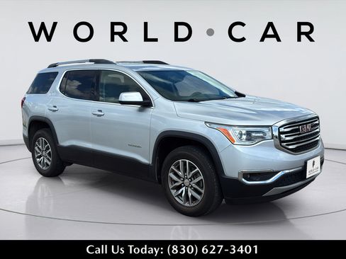 Used 2019 GMC Acadia SLE w/ Driver Alert Package I FWD image 2