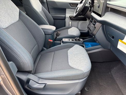 New 2026 Ford Maverick XLT image 19