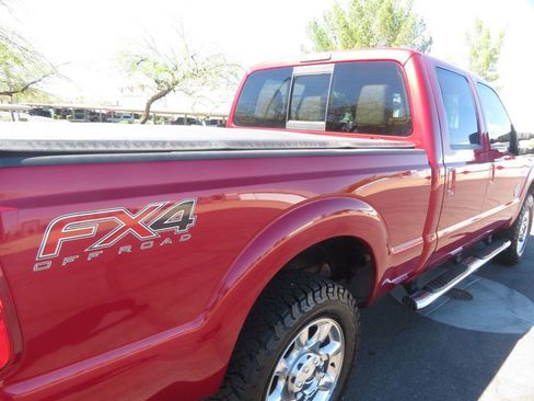 Used 2015 Ford F250 Lariat w/ Lariat Interior Package AWD/4WD image 10