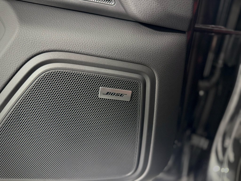 Certified 2026 Porsche Macan AWD/4WD image 30