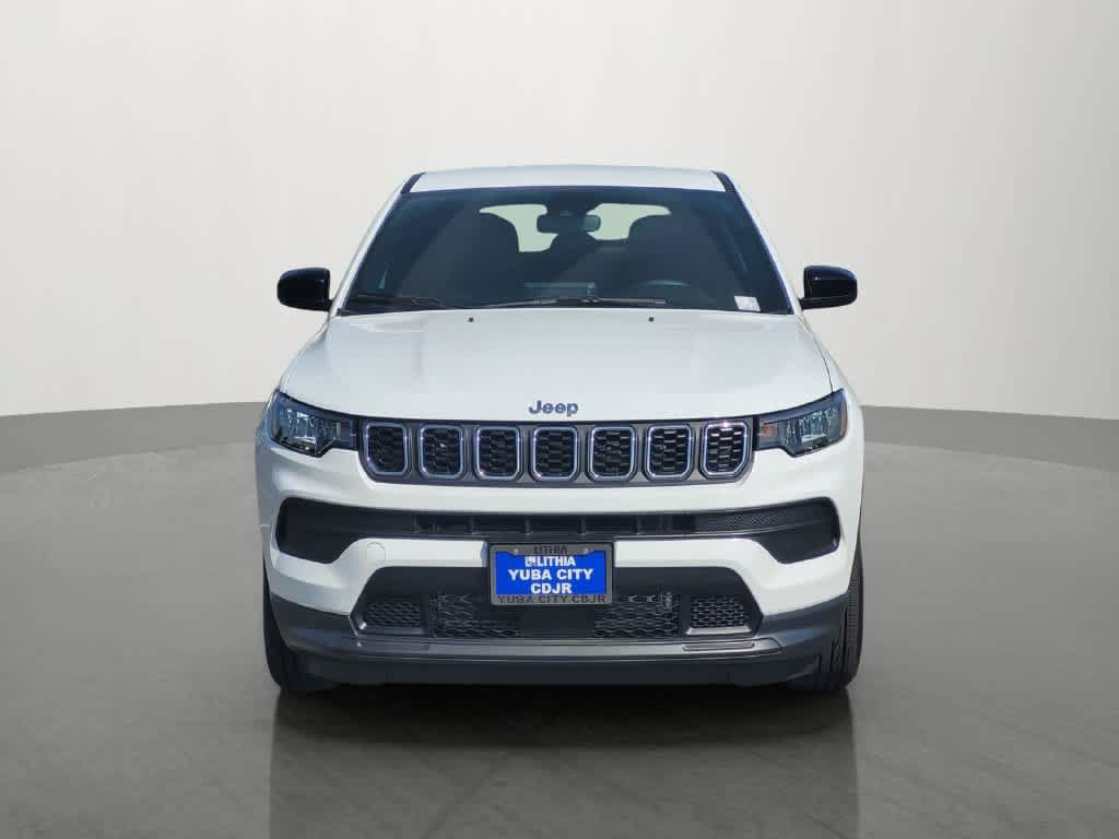 Used 2025 Jeep Compass Sport AWD/4WD image 7