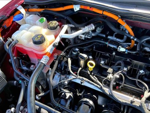 Certified 2020 Ford Escape SE Sport image 32