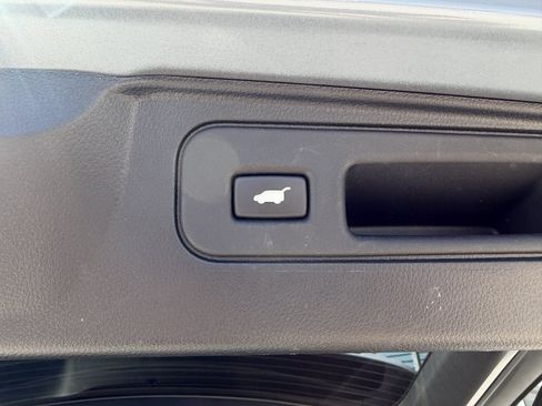 Used 2025 Honda Passport Black Edition image 38