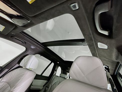 Certified 2024 BMW X5 M60i AWD/4WD image 23