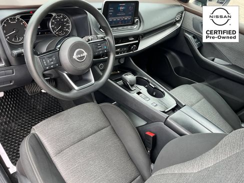 Certified 2023 Nissan Rogue SV FWD image 16