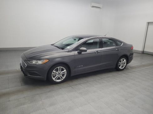 Used 2018 Ford Fusion S FWD image 2