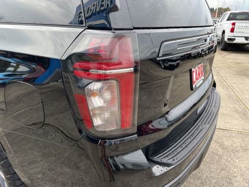 Used 2024 Chevrolet Tahoe Z71 w/ Z71 Off-Road Package image 16