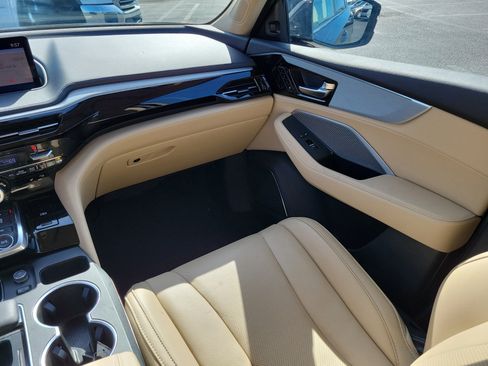 Used 2024 Acura MDX FWD w/ Technology Package image 18