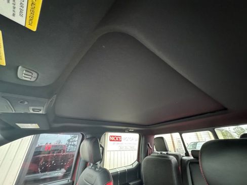 Used 2019 Ford F150 Lariat w/ Equipment Group 502A Luxury AWD/4WD image 30