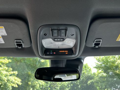 Used 2025 Chevrolet TrailBlazer ACTIV w/ Convenience Package FWD image 31