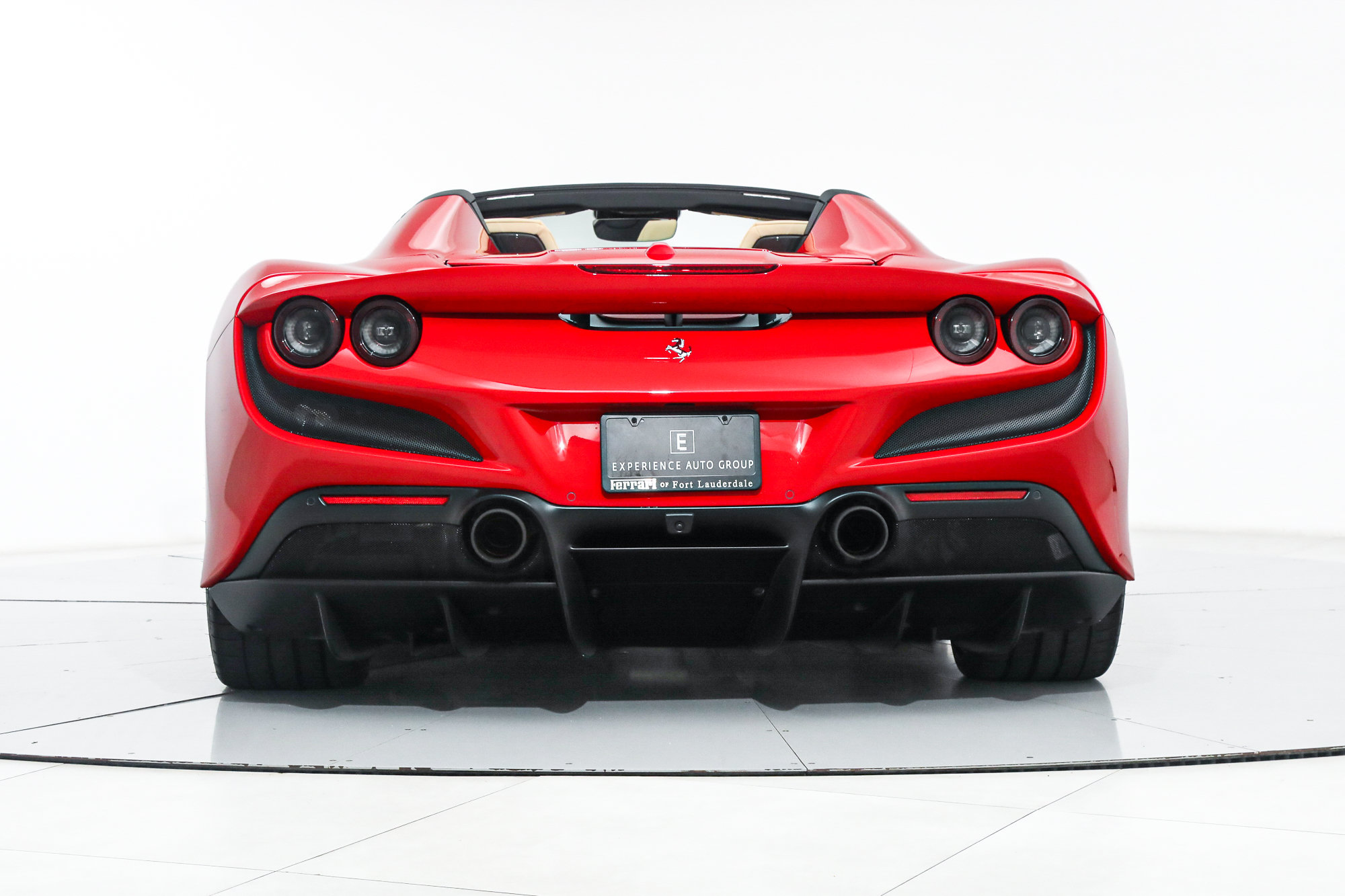 Certified 2022 Ferrari F8 Tributo RWD image 9