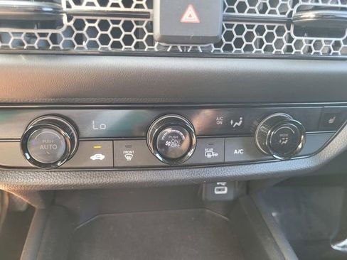Certified 2024 Honda HR-V Sport image 24