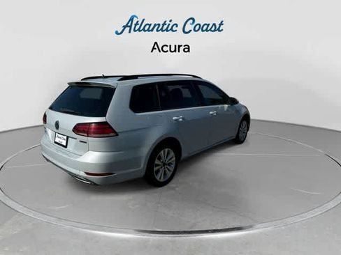 Used 2019 Volkswagen Golf S AWD/4WD image 8