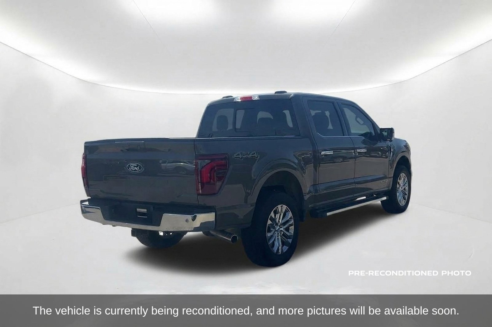 Used 2025 Ford F150 Lariat w/ Equipment Group 501A Mid AWD/4WD image 6