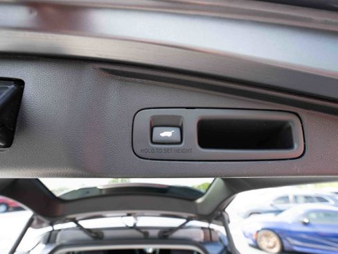 Used 2020 Honda CR-V Touring image 29