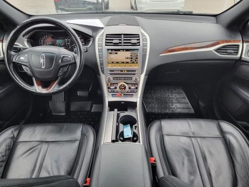 Used 2018 Lincoln MKZ Reserve w/ Climate Package AWD/4WD image 11