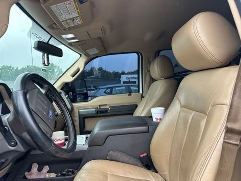 Used 2012 Ford F250 Lariat w/ Lariat Interior Pkg AWD/4WD image 35