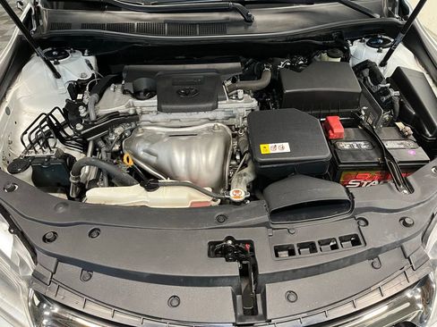 Used 2017 Toyota Camry XSE w/ Moonroof Package image 20