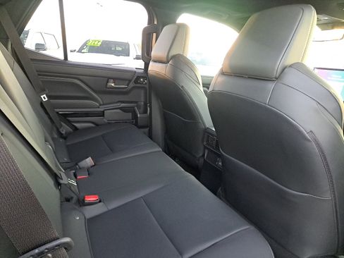 New 2025 Toyota 4Runner Limited image 29