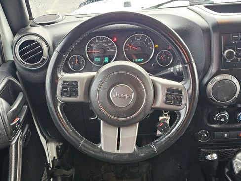 Used 2016 Jeep Wrangler Black Bear image 17