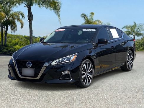 Certified 2022 Nissan Altima 2.5 SR FWD image 1