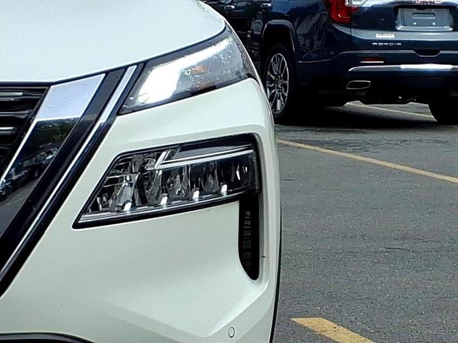 Used 2023 Nissan Rogue SL w/ SL Premium Package AWD/4WD image 5