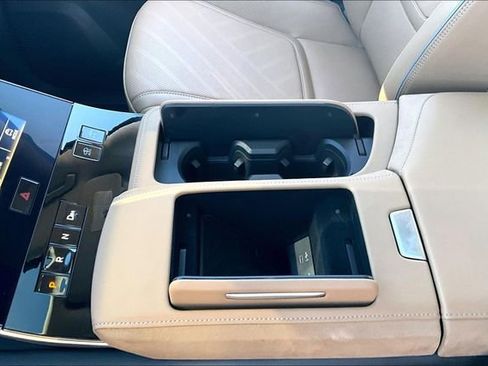 Used 2025 INFINITI QX80 Luxe image 15