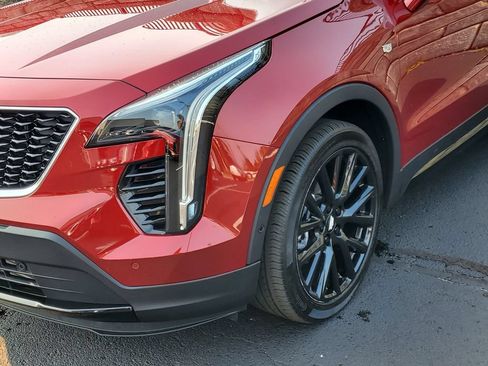 Used 2023 Cadillac XT4 Sport AWD/4WD image 10