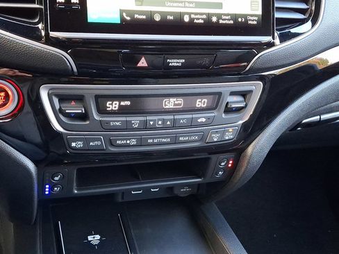 New 2026 Honda Ridgeline Black Edition image 14