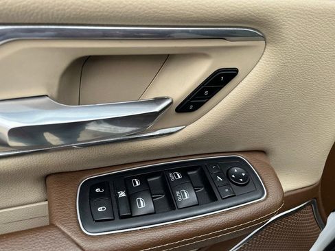 Used 2021 RAM 1500 Laramie image 23