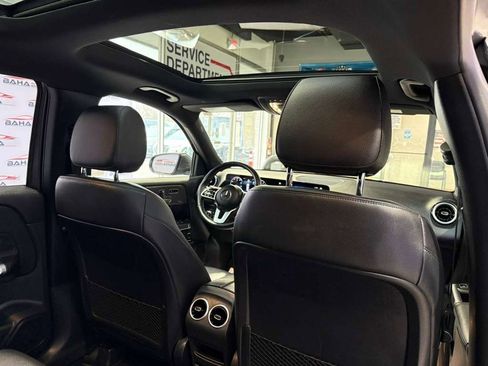 Used 2023 Mercedes-Benz GLB 250 w/ Premium Package image 36