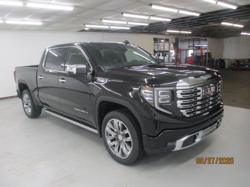New 2026 GMC Sierra 1500 Denali w/ Denali Reserve Package AWD/4WD image 1