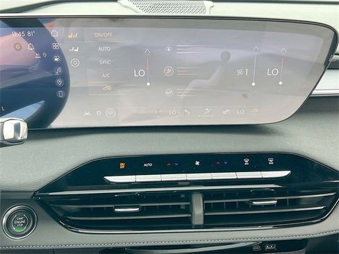 New 2026 Buick Enclave Sport Touring w/ Power Package image 11