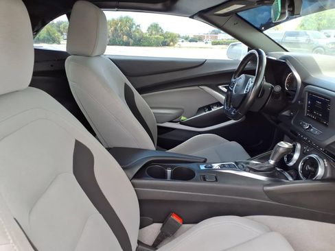 Used 2023 Chevrolet Camaro LT RWD image 12
