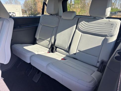 New 2026 Ford Expedition Max Platinum w/ Platinum Ultimate Package image 11