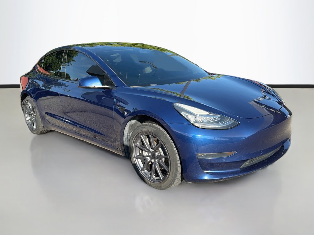 Used 2018 Tesla Model 3 Long Range RWD image 1
