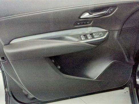 Used 2020 Cadillac XT4 Premium Luxury image 26