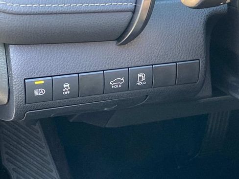 Used 2021 Toyota Camry SE AWD/4WD image 15