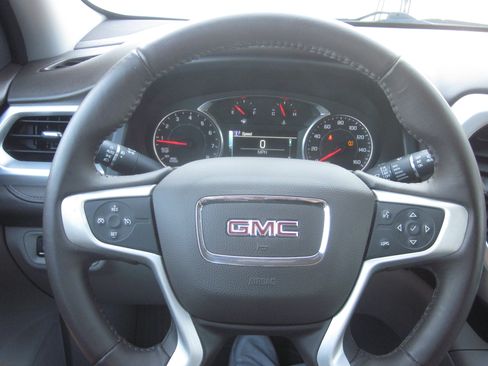 Used 2018 GMC Acadia SLT FWD image 20