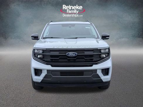 New 2026 Ford Expedition Max Active AWD/4WD image 2