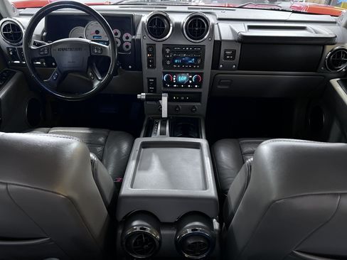Used 2003 HUMMER H2 w/ Preferred Equipment Group AWD/4WD image 13