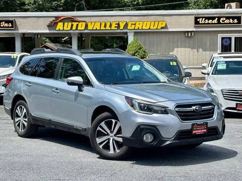 Used 2018 Subaru Outback 2.5i Limited AWD/4WD image 1