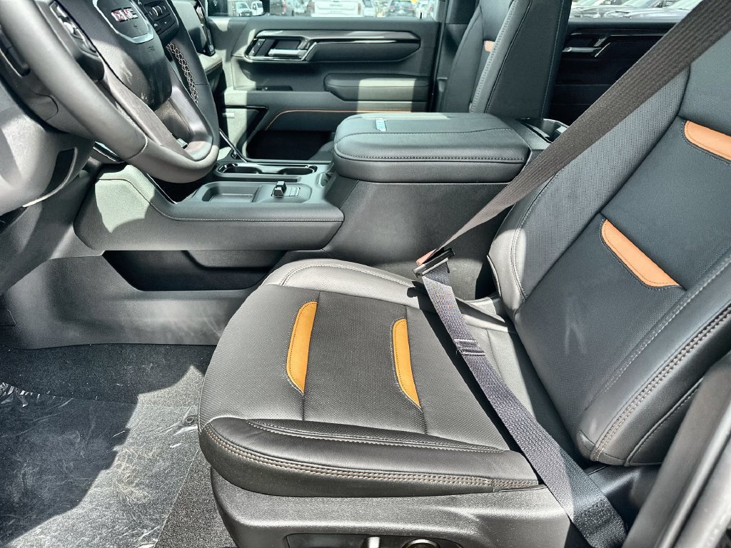 New 2026 GMC Sierra 2500 AT4 w/ AT4 Premium Plus Package AWD/4WD image 24