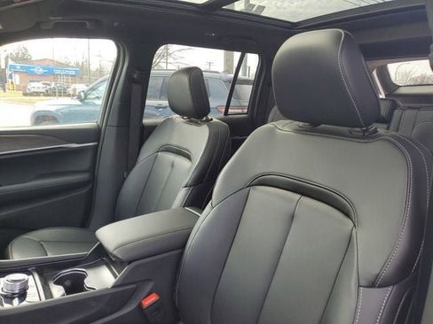 New 2026 Jeep Grand Cherokee Limited image 10