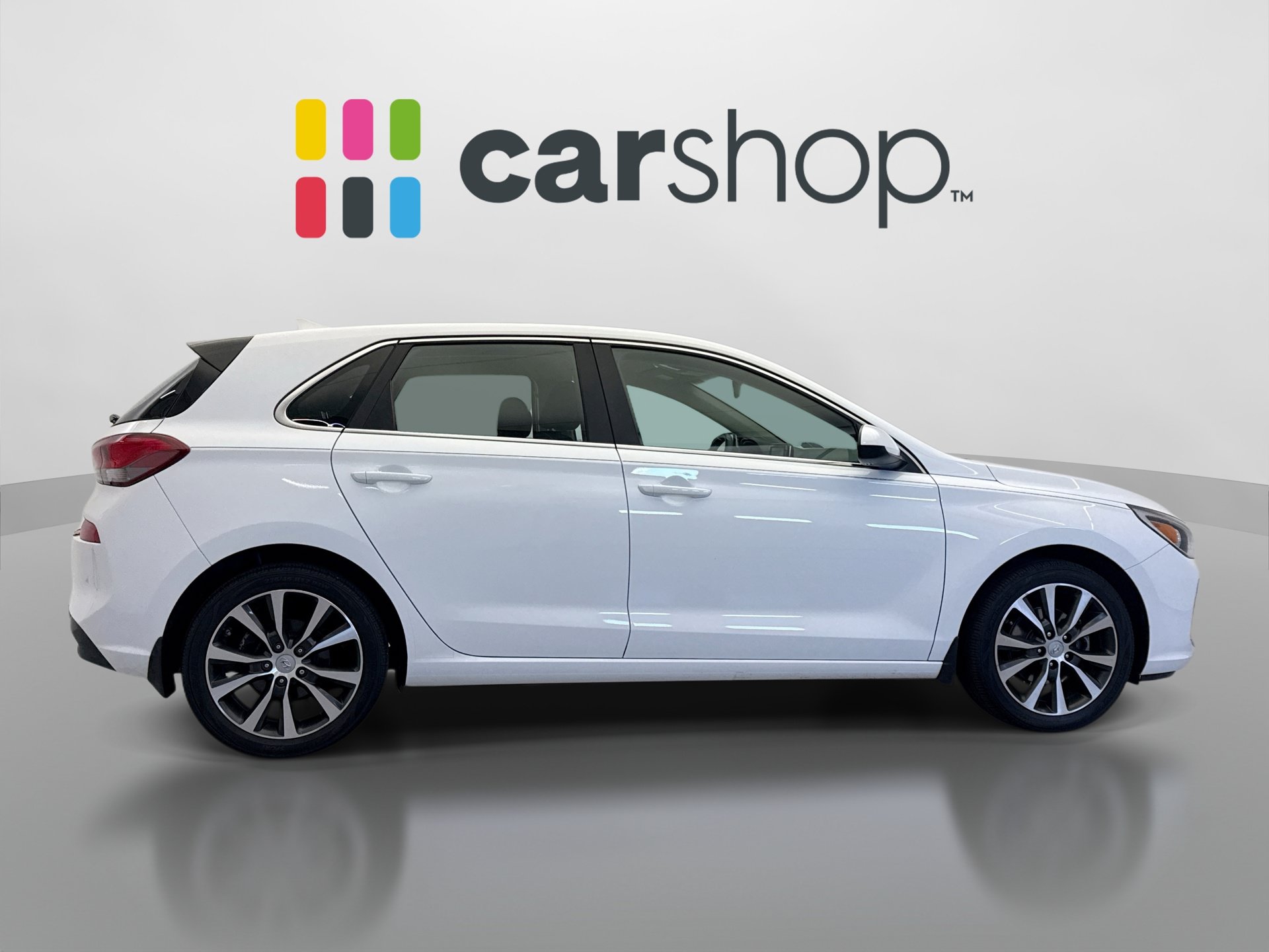 Used 2020 Hyundai Elantra GT FWD image 6