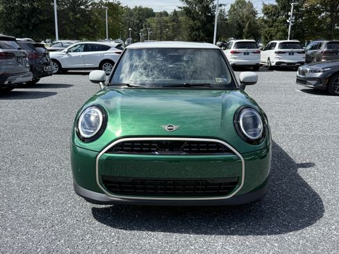 Used 2026 MINI Cooper 2-Door Hardtop FWD image 2