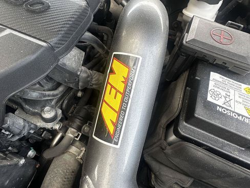Used 2020 Hyundai Veloster N w/ Performance Package FWD image 9
